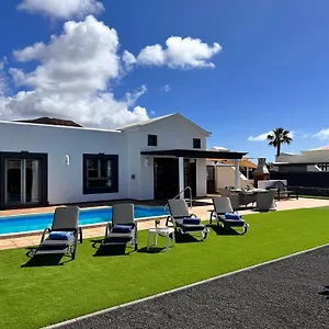 Amura Villa